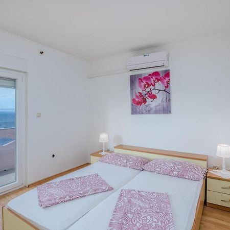Awesome Apartment In Stara Baska 1 With Kitchen Exterior photo